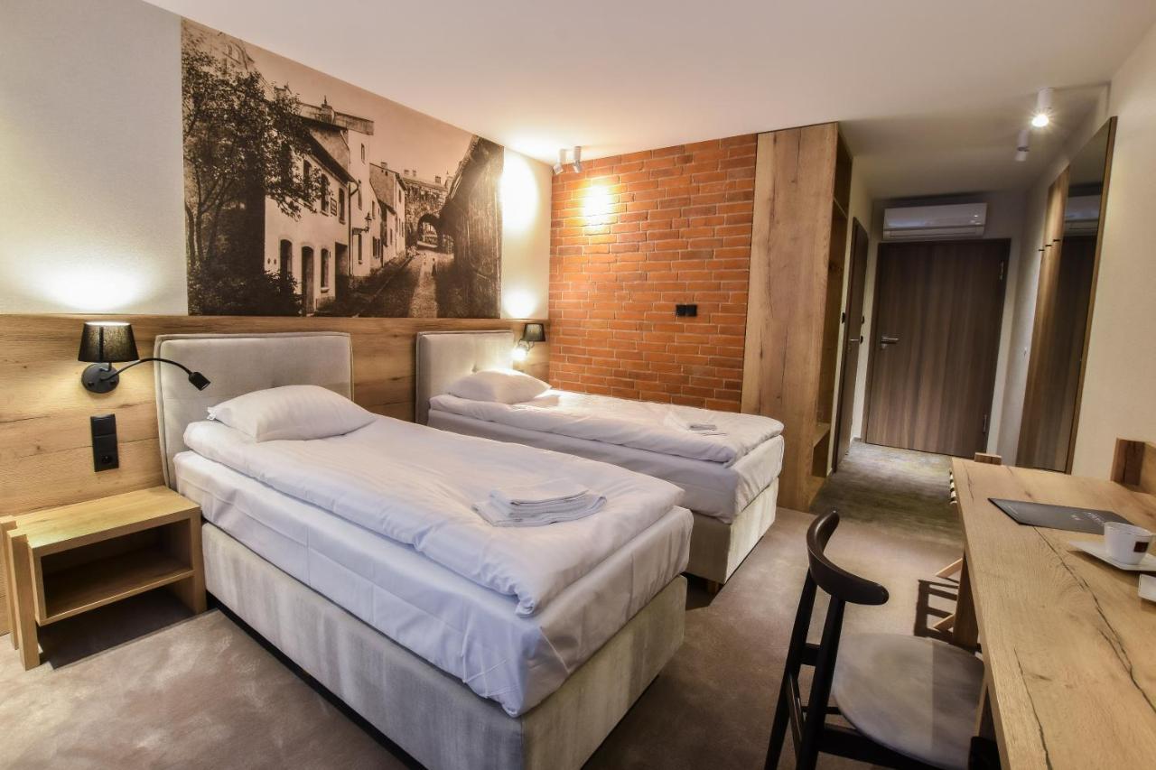 Strzelnica Hotel I Restauracja Starogard Gdański Extérieur photo